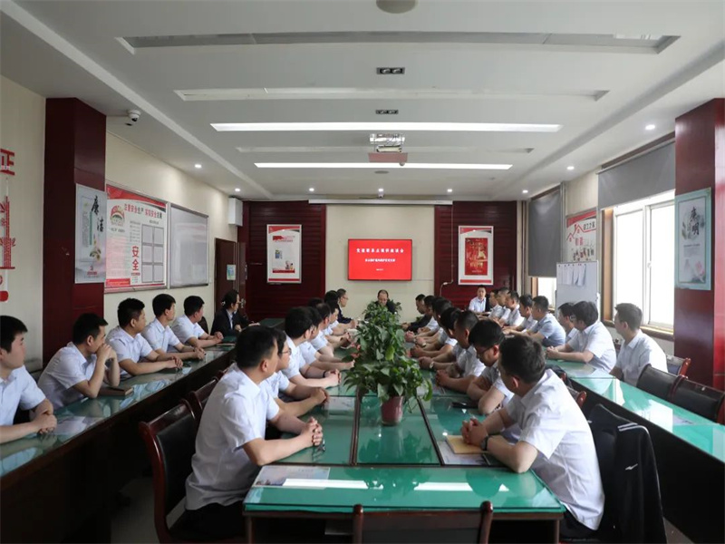 涌鑫公司：堅持“三個突出” 推動主題教育提質(zhì)增效（2）.jpg
