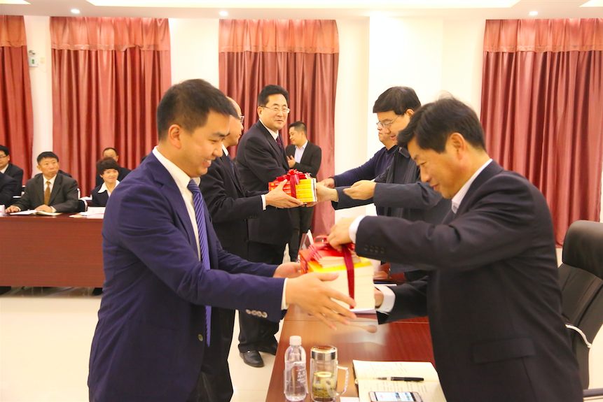 學習貫徹十九大精神落實轉(zhuǎn)提樹專題教育實踐活動發(fā)言材料